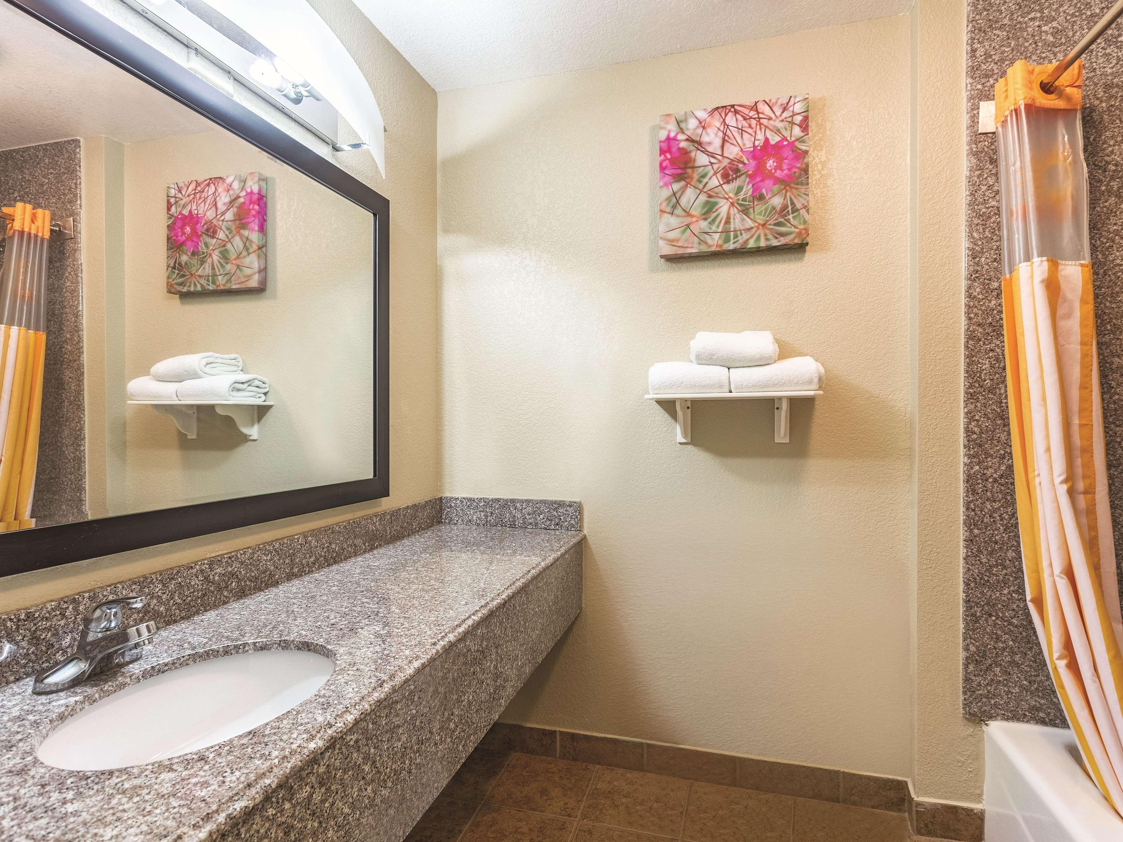 La Quinta By Wyndham Deming Hotel Eksteriør billede